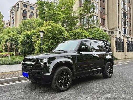 Land Rover Defender 2023