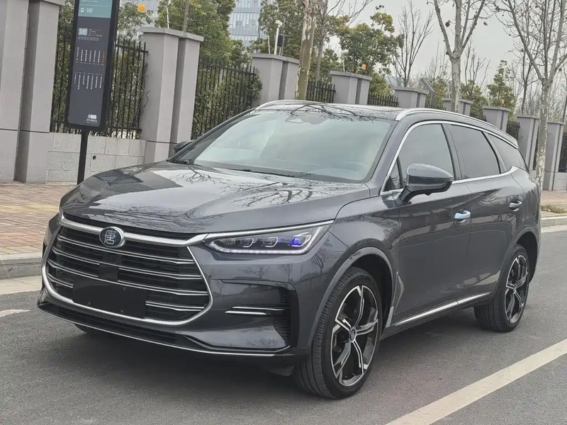 BYD Tang