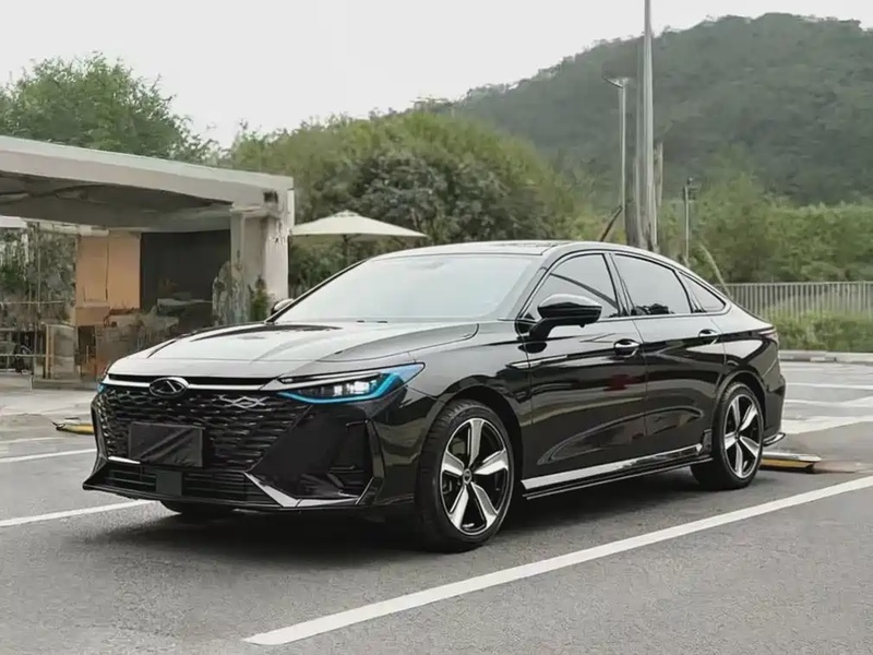 Chery Arrizo 8