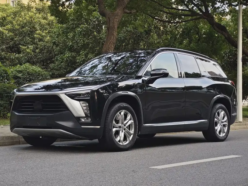 NIO ES8