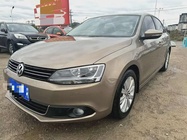 Volkswagen Sagitar 2015