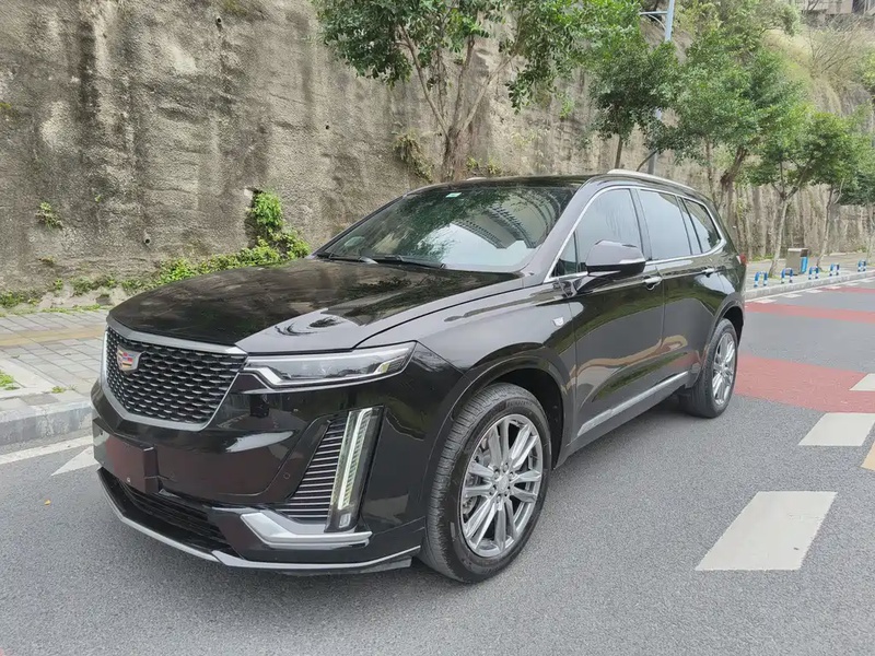 Cadillac XT6