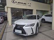 Lexus UX 2021