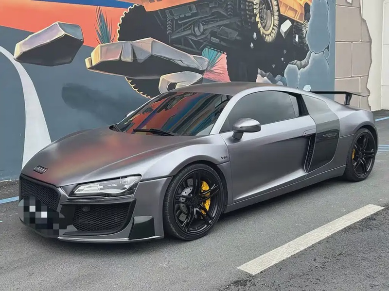 Audi R8