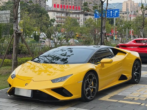Lamborghini Huracan 2021