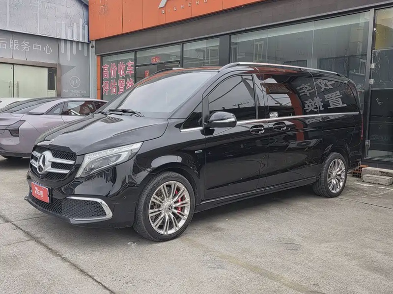 Mercedes-Benz V-Class