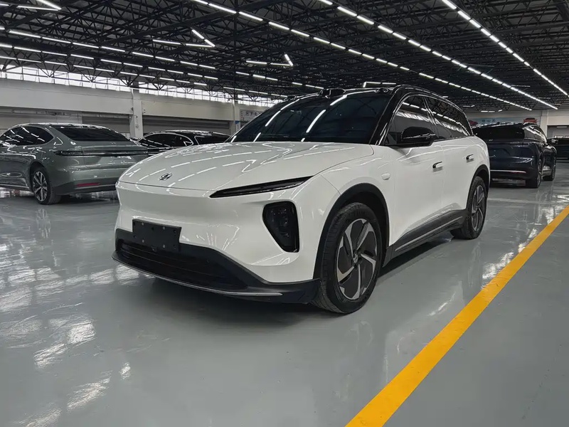 NIO ES6
