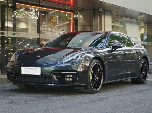 Porsche Panamera 2024