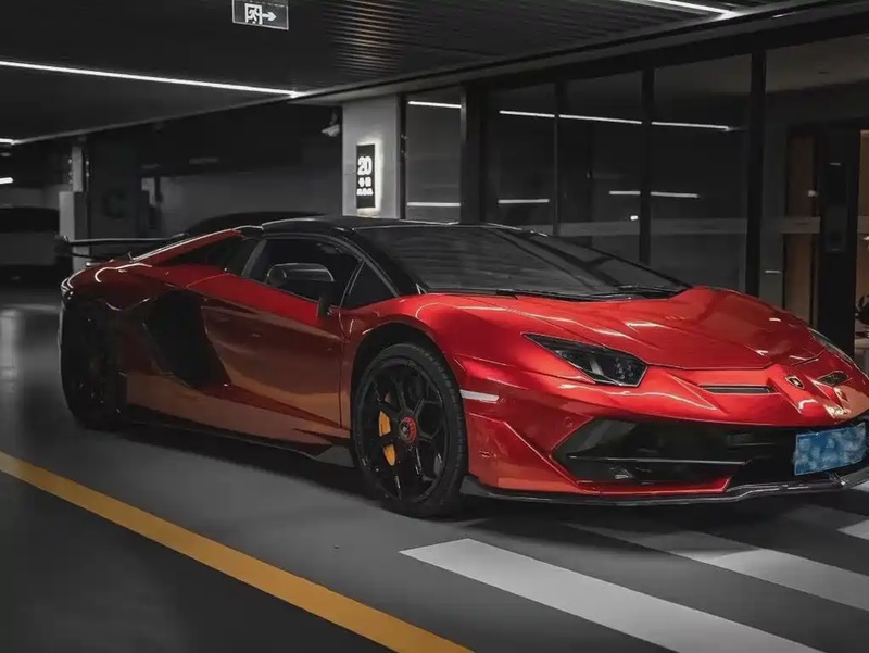 Lamborghini Aventador