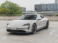 Porsche Taycan 2023