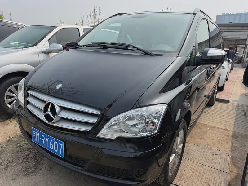 Mercedes-Benz Viano