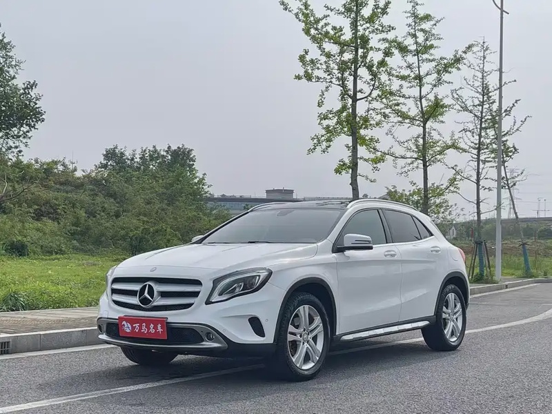 Mercedes-Benz GLA-Class
