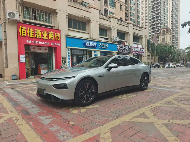 XPeng P7