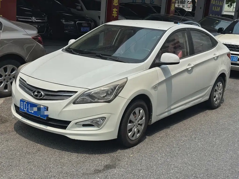 Hyundai Verna