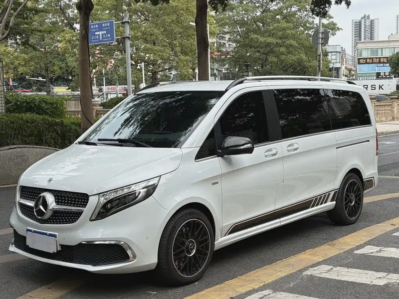 Mercedes-Benz V-Class