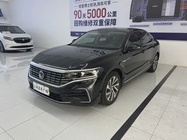 Volkswagen Passat 2022