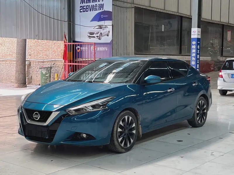 Nissan Bluebird