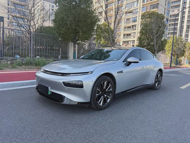 XPeng P7