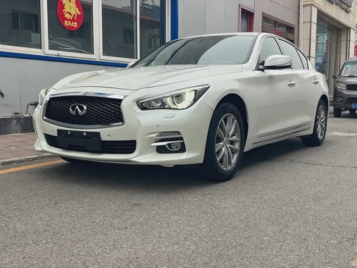 Infiniti Q50 2017
