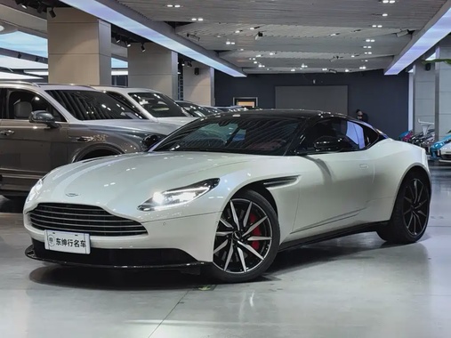 Aston Martin DB11 2019