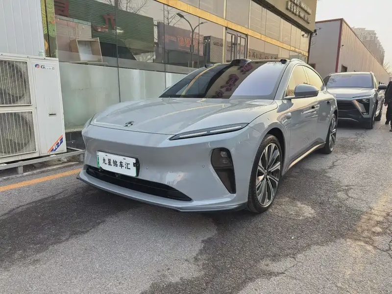 NIO ET5T