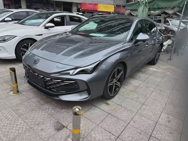 MG MG7