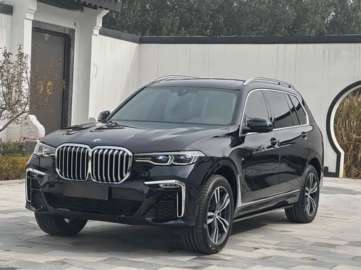 BMW X7 2022