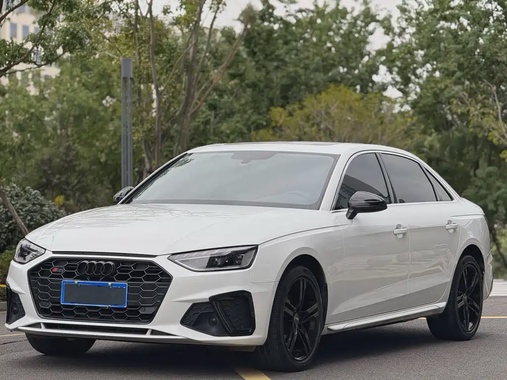 Audi A4 2021