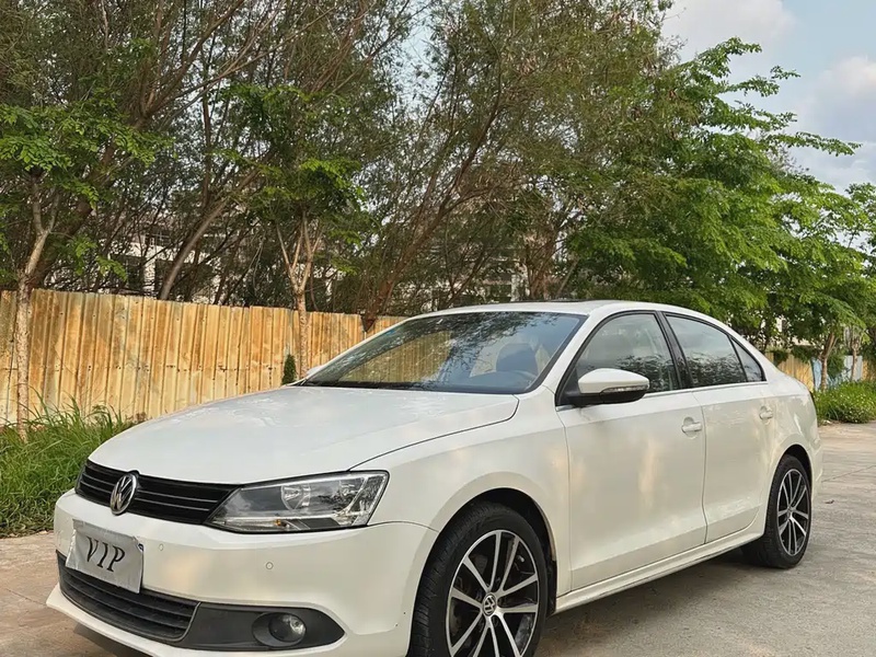Volkswagen Sagitar