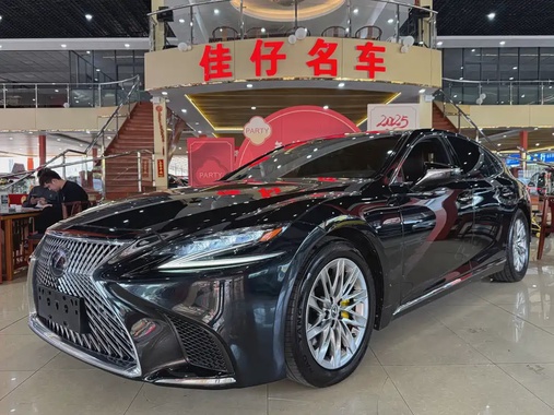 Lexus LS 2018