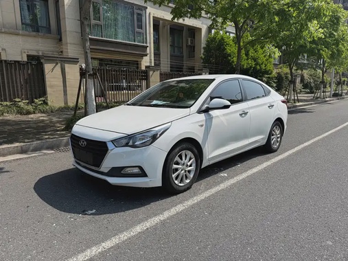 Hyundai Verna 2017