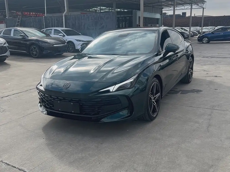 MG MG7