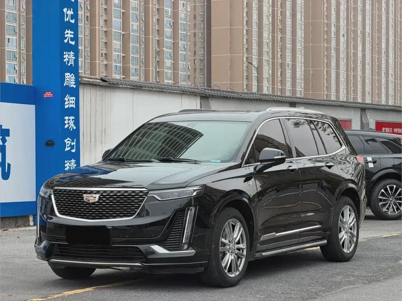 Cadillac XT6