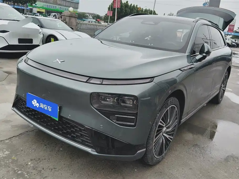 XPeng G9