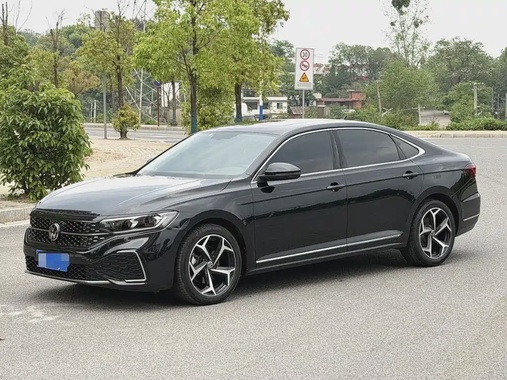 Volkswagen Passat 2024