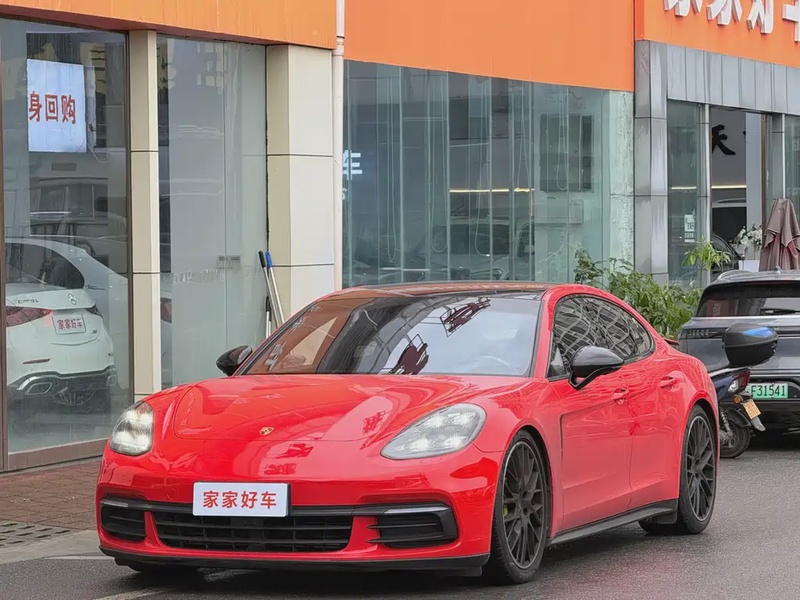 Porsche Panamera