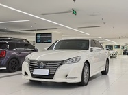 Toyota Crown 2017