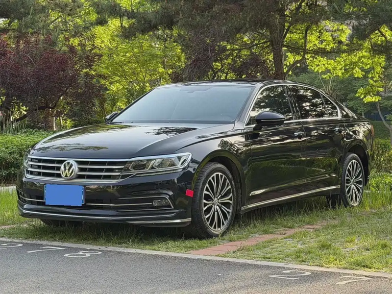 Volkswagen Phideon