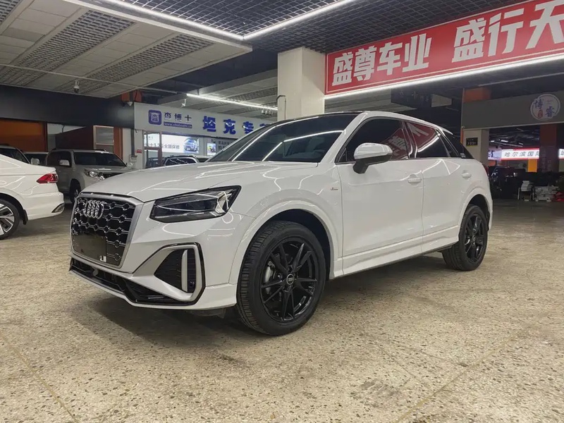 Audi Q2