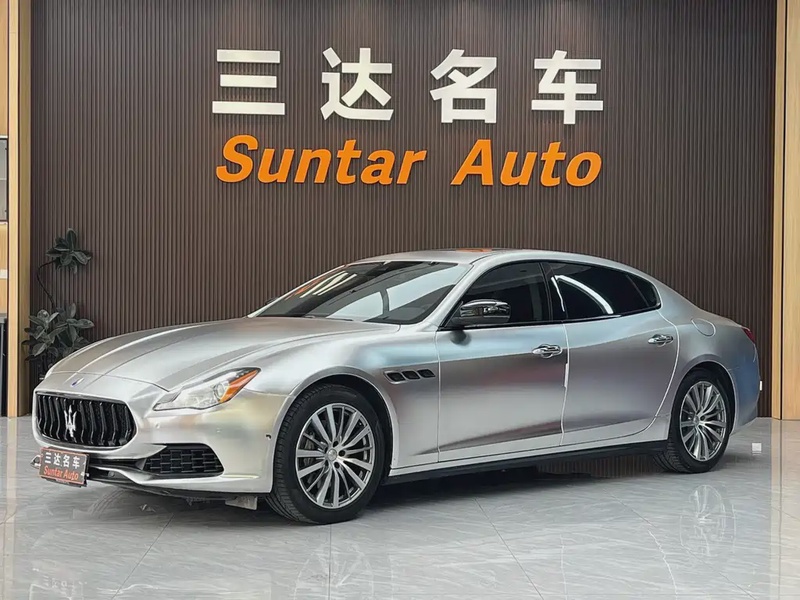 Maserati Quattroporte