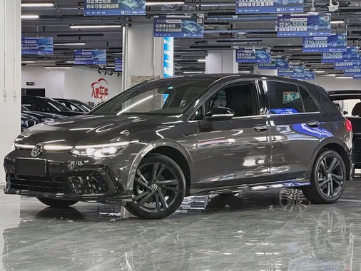 Volkswagen Golf 2021