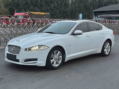 Jaguar XF 2014