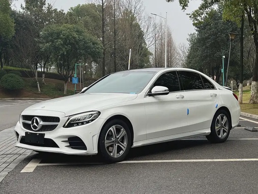 Mercedes-Benz C-Class 2021