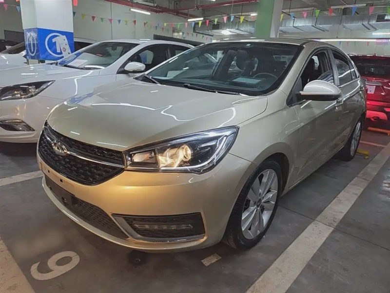 Chery Arrizo 5