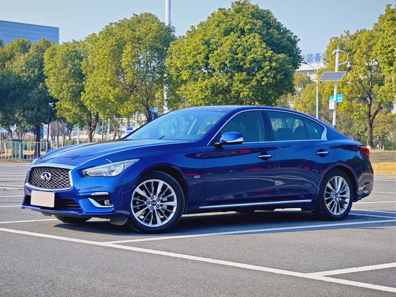 Infiniti Q50