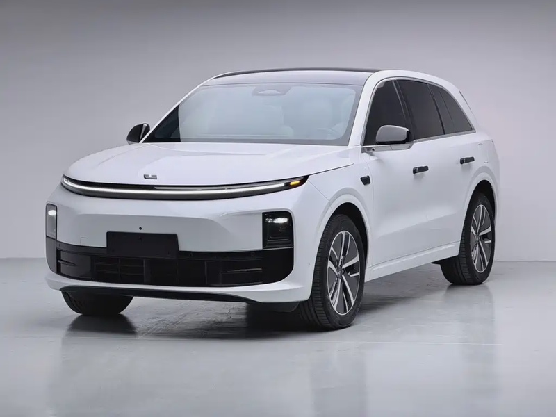 Li Auto L6
