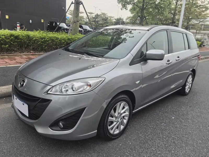 Mazda 5
