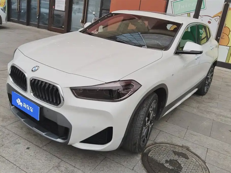 BMW X2