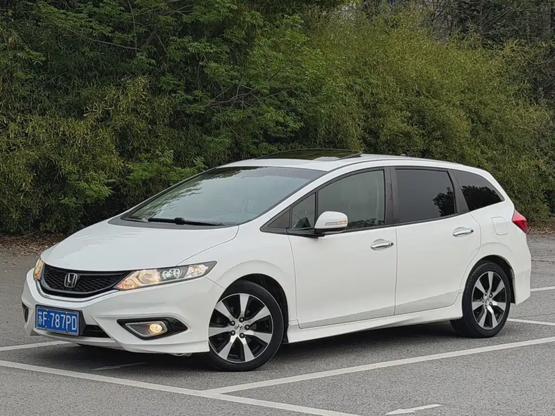 Honda Jade