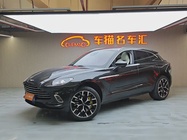 Aston Martin DBX 2021